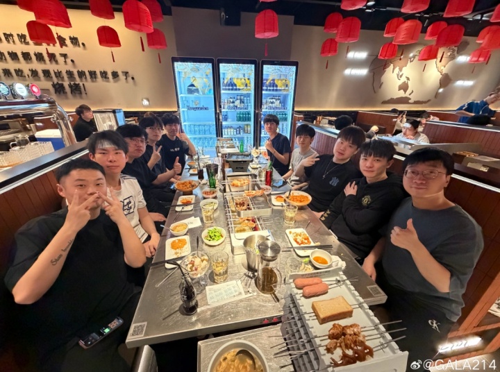 【QY球友会】GALA更博：苏州之旅结束啦 谢谢大家一直给我加油 Tabe生日快乐