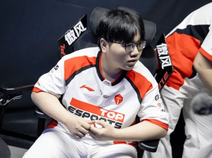 【QY球友会】JiaQi：拿下赛季首胜很开心，9哥没有骗我们啊