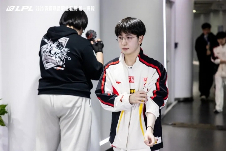 【QY球友会】Elk:这一场对于我们能否前四比较关键,赢下来缓了一大口气