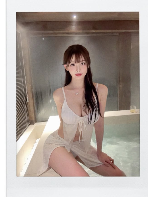 【QY球友会】PUBG美女主持韩国国脚宋旻揆妻子郭敏善晒照：婚后更是韵味十足！