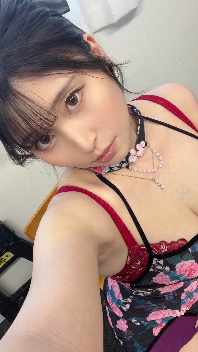 【QY球友会】一億人の愛人!比20岁性感、比30岁奔放、比40岁可爱的她重大声明!【EV扑克下载】