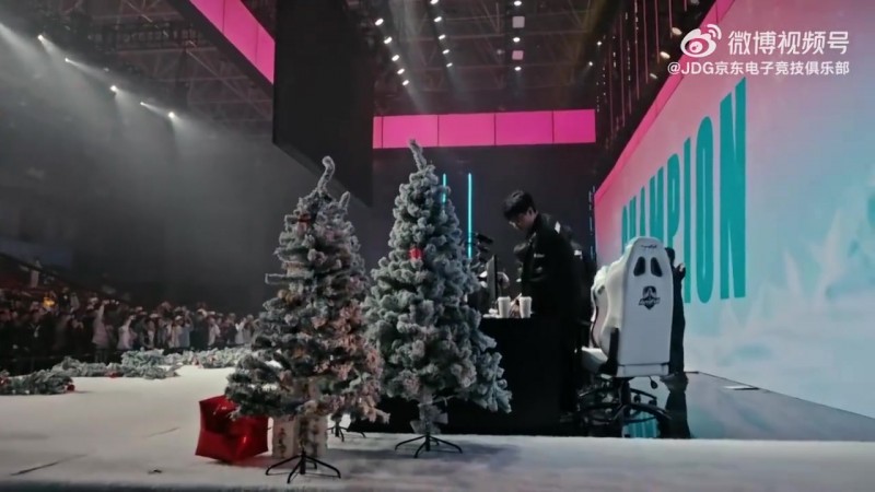 【QY球友会】JDG发布德杯线下赛vlog：有不足也有进步 大家齐心协力向上走吧