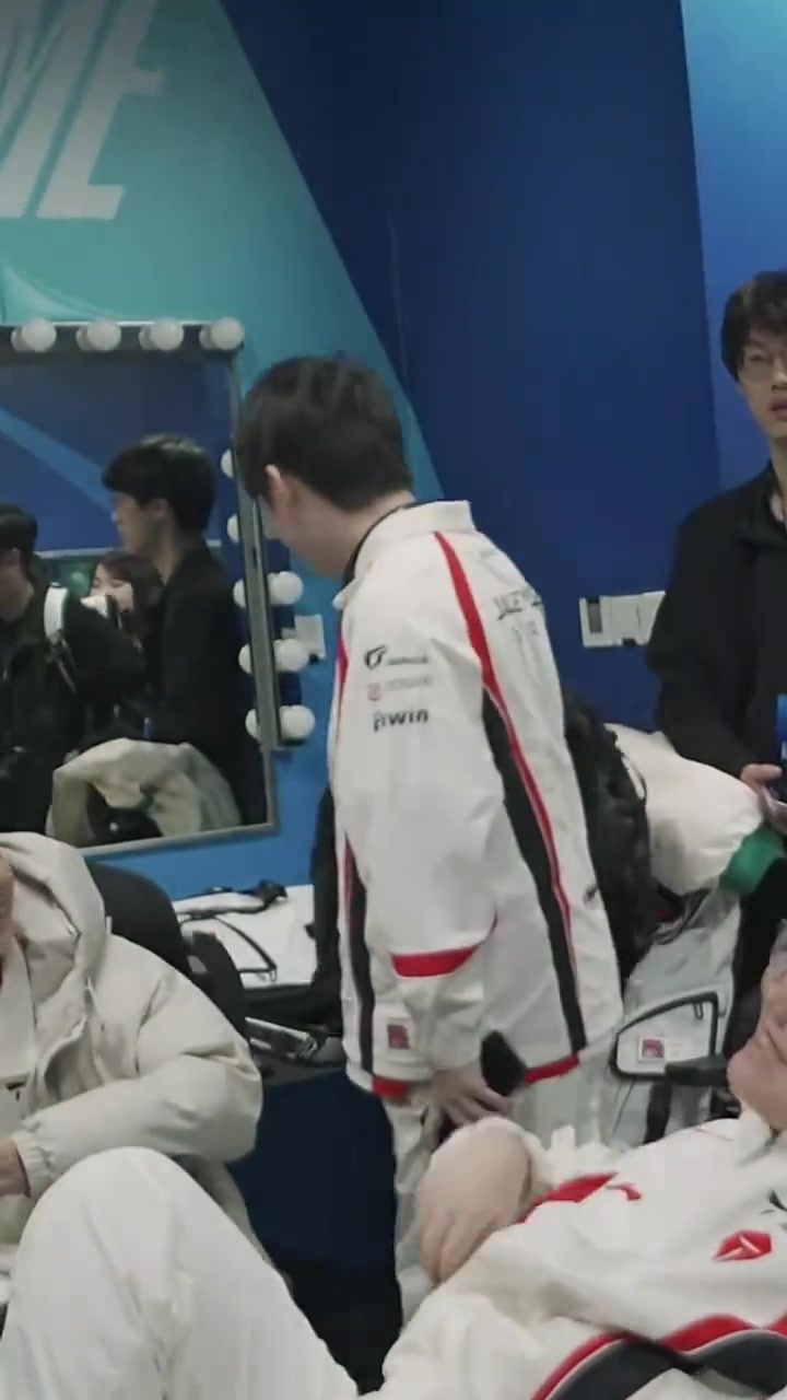 【QY球友会】TES调试日小视频-369：不是，你过来干嘛；JKL：调试啊