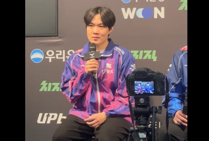 【QY球友会】胡闹啊！DRX上单Rich谈Bin世一上言论：上单就得有自信，非常好！