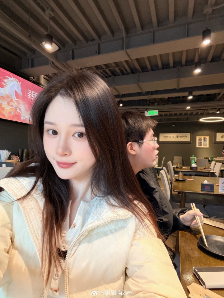 【QY球友会】姿态妻子分享照片:春节回来就是吃~