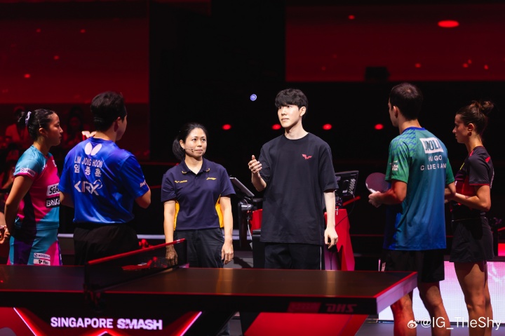 【QY球友会】TheShy更博晒WTT新加波现场照:很愉快的一次体验 感谢WTT的邀请