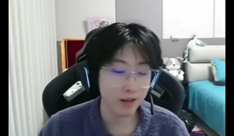 【QY球友会】你也是T1粉？被问去不去香港看LCK Zhuo：想看的人进了我才能去