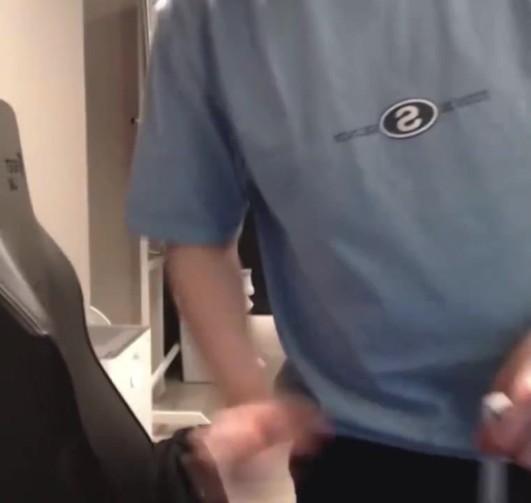 【QY球友会】小馋猫这一块！Zeus：有打算去中国看Viper的比赛，他会不会请我吃北京烤鸭啊？