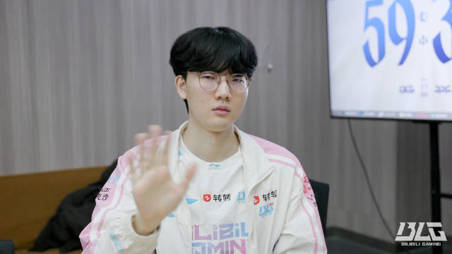 【QY球友会】百万撤离！Viper捧起生涯第二座LPL联赛奖杯 反观HLE第一赛段十强出局