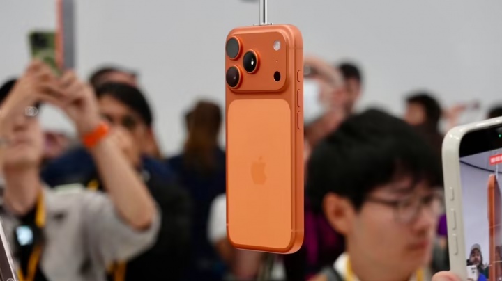 【QY球友会】报告显示：2025年全球智能手机产量12.5亿部，苹果与三星并列第一