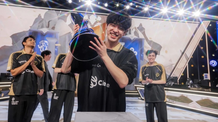 【QY球友会】Berserker：我们目前打不过LCK和LPL队伍，先锋赛是积累经验