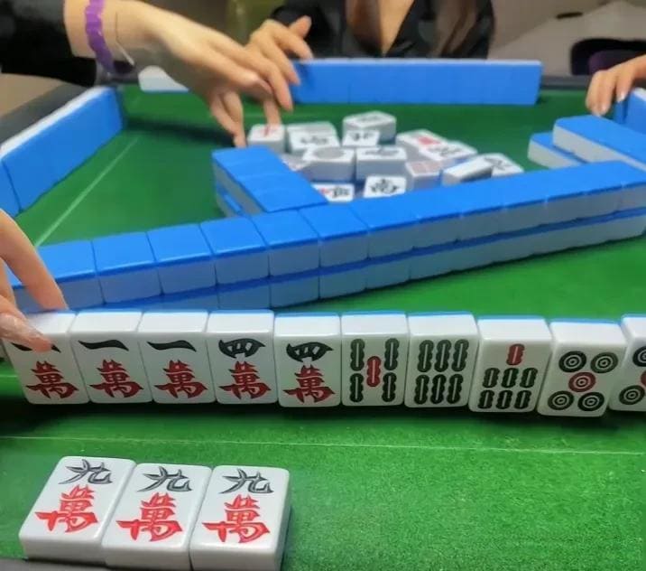 【QY球友会】麻将防守技巧避免点炮:稳健思维才是长期取胜之道