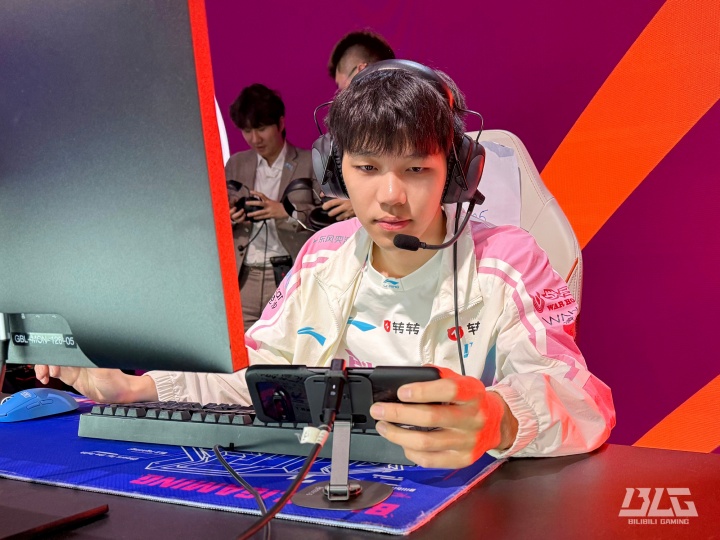 【QY球友会】外网热议BLG战胜BFX：说实话他们去年把Xun踢掉简直是犯罪