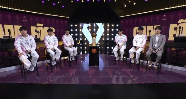 【QY球友会】Knight：这次先锋赛夺冠，会给我们队伍还有LPL增加很多信心