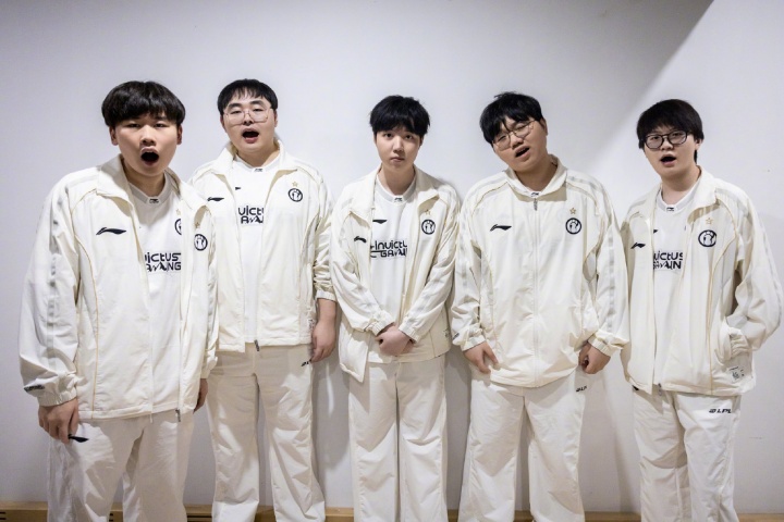 【QY球友会】要连败了吗？iG本周末将迎魔鬼赛程，连续三天背靠背交手BLG/TES/BLG！