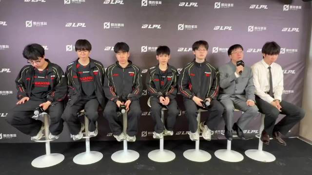 【QY球友会】JDG教练总结：今天主要是在因为下路在进入劣势！将整理一下BP优先级