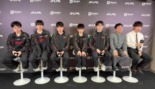 【QY球友会】Xiaobai教练：近期我们的训练赛 我觉得是建队以来打的最差的一段时间