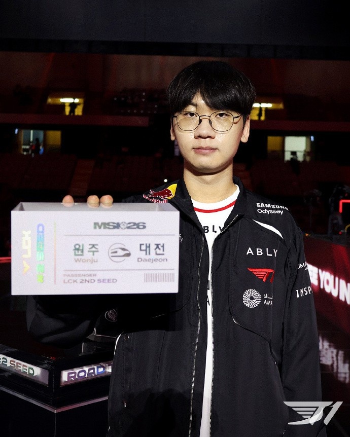 【QY球友会】T1分享选手照片:T1的2026MSI旅程将于明天开始,请多多支持