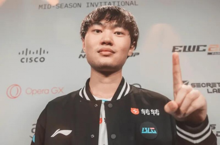 【QY球友会】knight：遇到强的中单会比较兴奋，打谁都我觉得自己会赢