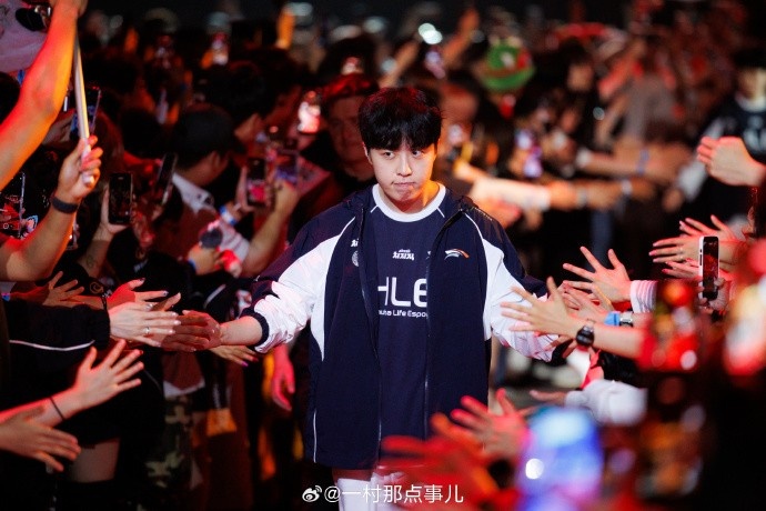 【QY球友会】摄影师一村分享MSI决赛返图:决赛瞬间,HLE篇