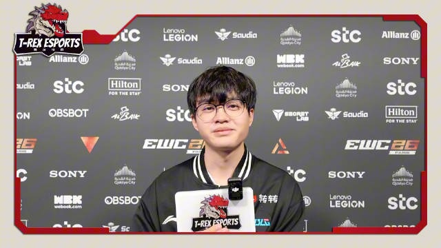 【QY球友会】Xun:我们在交流上和一些配合很急 导致输掉了比赛