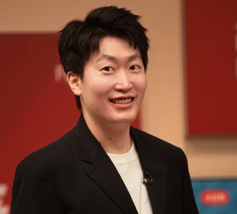 【QY球友会】🇪🇸⭐⭐ ​​​！！管泽元：恭喜西班牙！新的世界冠军