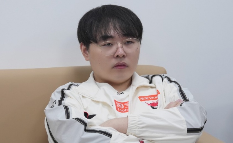 【QY球友会】也是奇怪!媒体人:呼吸这些年啥成绩没有 但联盟都对他迷之信任