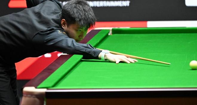 上海大师赛：赵心童6-2横扫丁俊晖，三杆破百强势晋级八强【QY球友会】