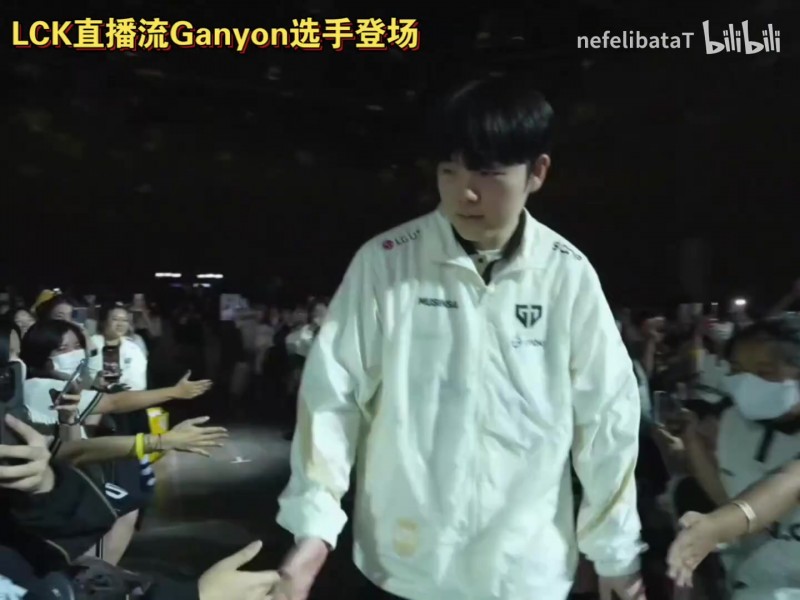 【QY球友会】GEN对阵DK赛前三叔登场，许哥和观众一起喊“Canyon，Fighting！