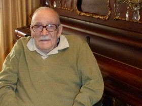 【QY球友会】曾效力巴萨的最年长球员莫雷尔逝世，享年101岁