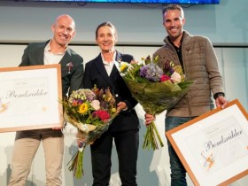 【QY球友会】荷兰足协官方：传奇球星罗本和范佩西被授予国家骑士勋章