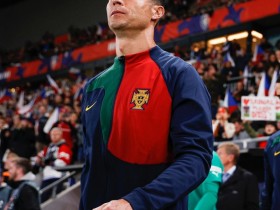 【QY球友会】备战西班牙，C罗ins晒穿国家队服帅气照片：加油葡萄牙！