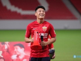 【QY球友会】足球报：海港全队将返沪，武磊取消赴大连机票将在上海与球队会合