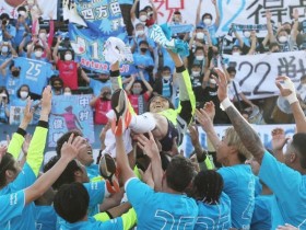 【QY球友会】中村俊辅完成生涯最后一战，现场21508名观众报以热烈掌声