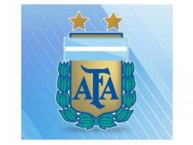 【QY球友会】记者：安赫尔-科雷亚将身披阿根廷15号球衣，阿尔马达16号