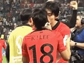 【QY球友会】战胜葡萄牙晋级16强，曹圭成赛后亲了队友李刚仁一口?