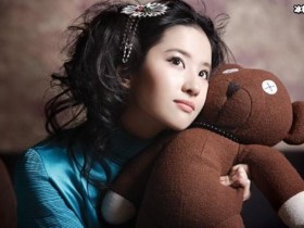 【QY球友会】刘亦菲提名土星奖最佳女主角，年少成名如今红到国外