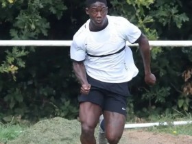 大发体育-拉爵亲自干预阻止曼联新帝星离队!曝其加练欲,大发助力你的致富之路!