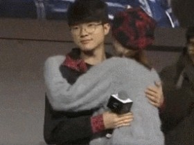 【QY球友会】现在再看“守身如玉”的Faker,是不是诠释了什么才是真正的职业选手?