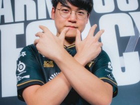 【QY球友会】LOL官方分享Gumayusi照片并配文:Gumayusi的新姿势刚刚出炉