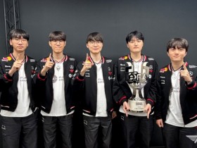 【QY球友会】T1分享赛后选手合影:我们是KeSPA CUP 2025 冠军~!