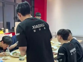 【QY球友会】打完比赛就吃饭,JDG赛后发布视频:打比赛和炫饭无缝衔接