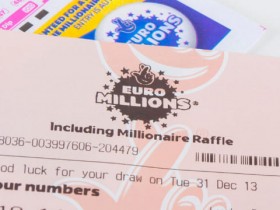 【QY球友会】欧洲百万彩票大奖得主匿名领奖,背后故事曝光