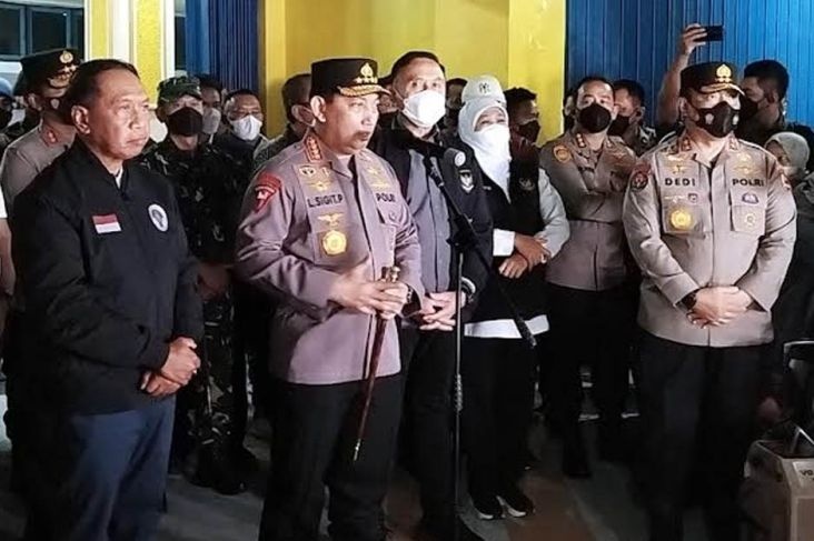 【QY球友会】印尼警察总长：暴力骚乱事件中，警方违规向看台人群发射催泪瓦斯