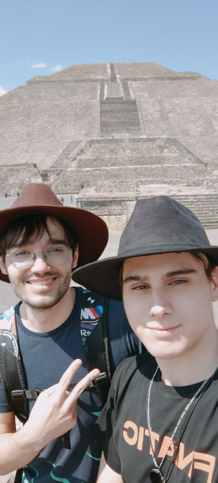 FNC野辅联动：今天我们去参观了墨西哥金字塔