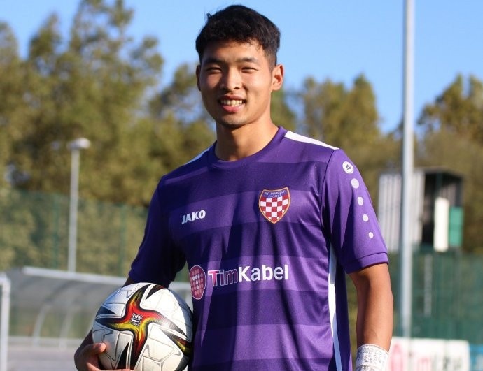 恭喜！19岁的中国球员贾博琰在克罗地亚杜布拉瓦完成首秀